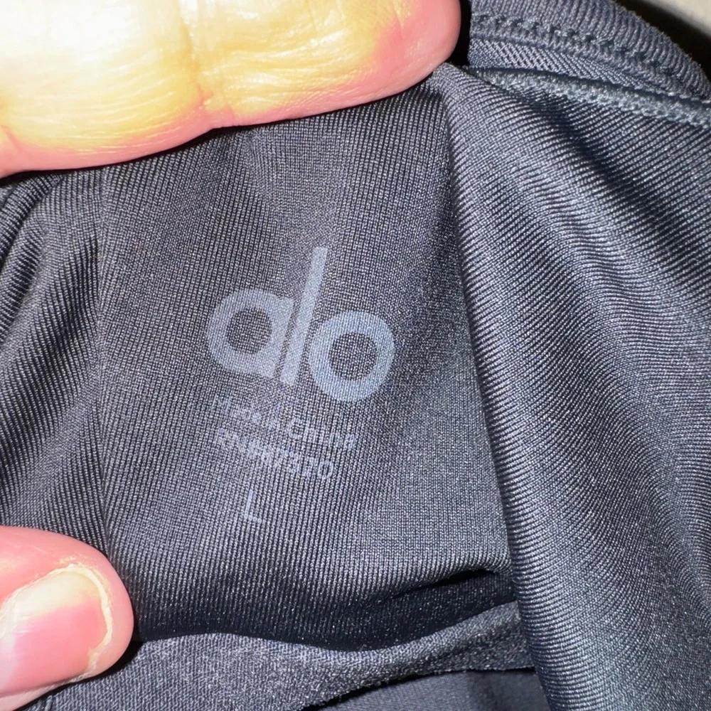 Women’s Alo Large Anthracite Outfit